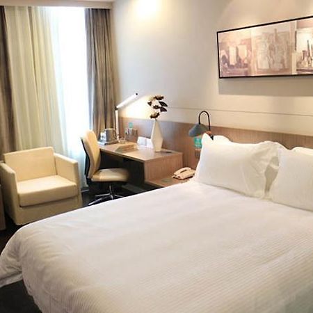 Jinjiang Inn Select Xining West Wusi Road New Hualian Square Εξωτερικό φωτογραφία